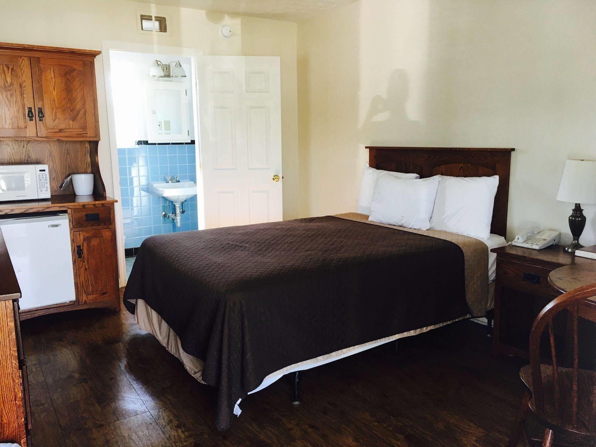 Brown'S Motel Aberdeen Extérieur photo
