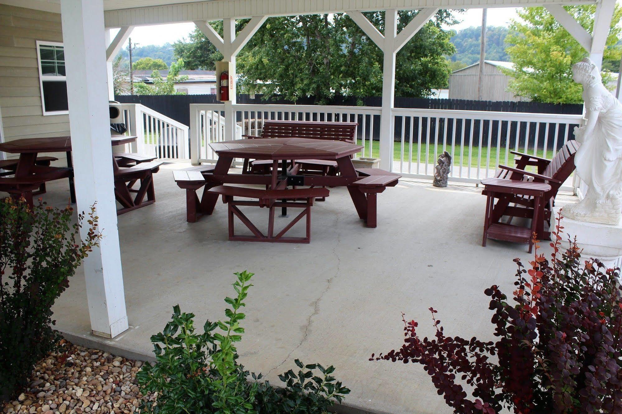 Brown'S Motel Aberdeen Extérieur photo